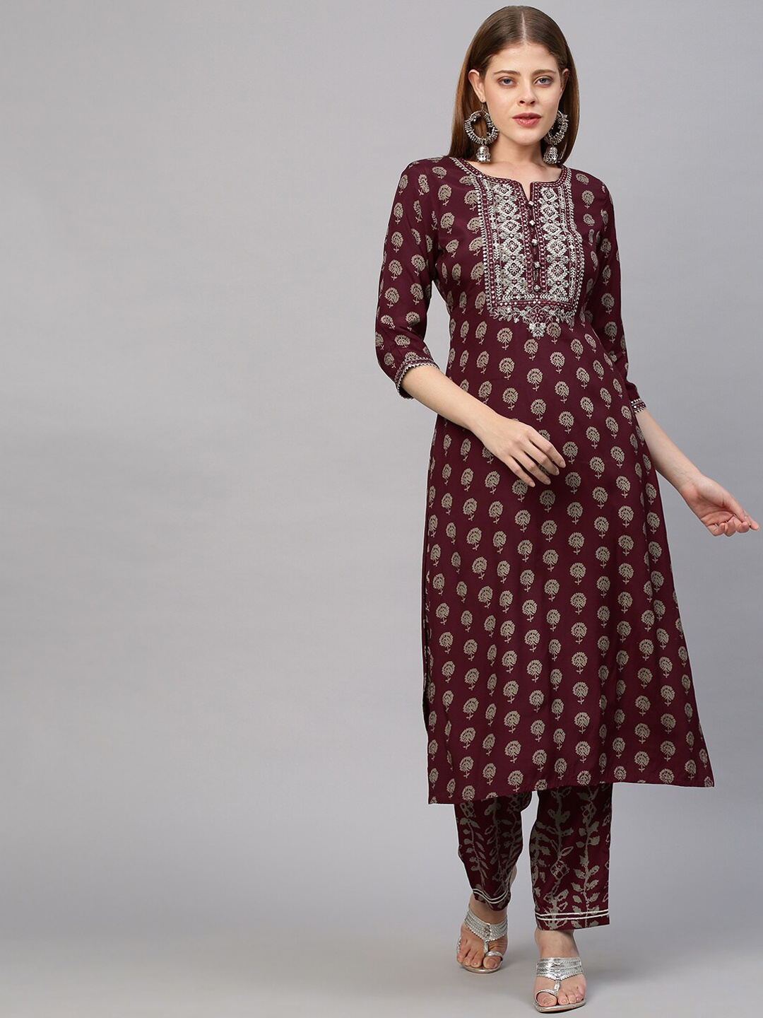 

FASHOR Women Maroon Floral Printed Kurta with Trousers