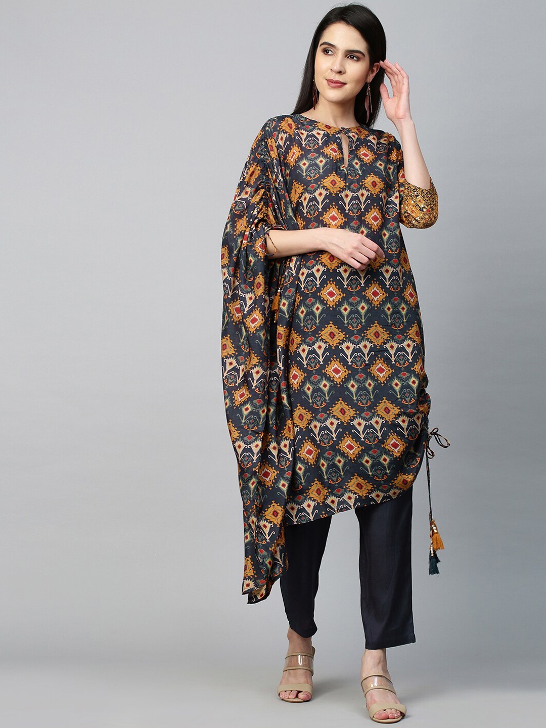 

FASHOR Women Navy Blue Ethnic Motifs Printed Sequinned Kurta with Trousers