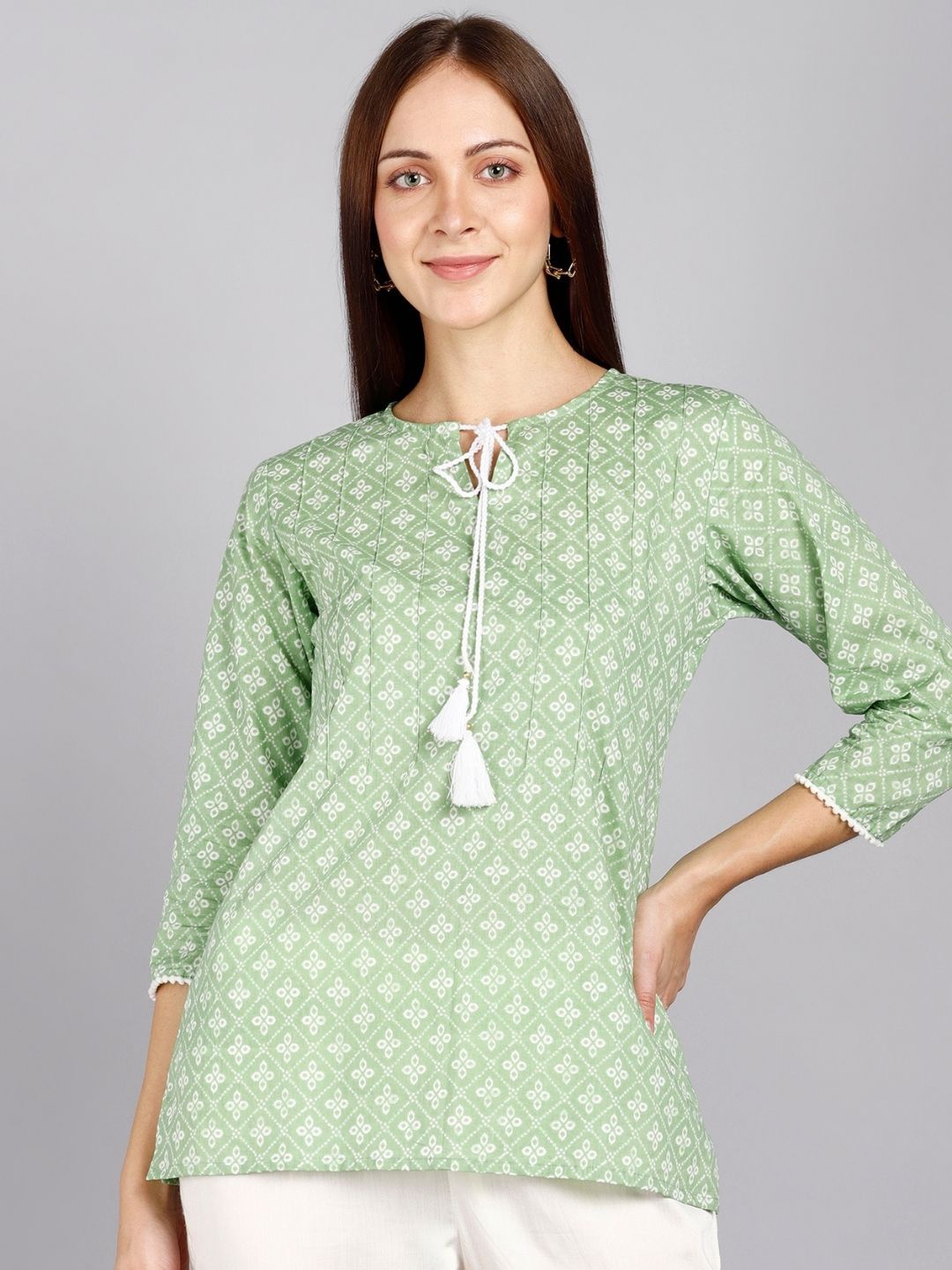 

VEDANA Green Print Tie-Up Neck Top