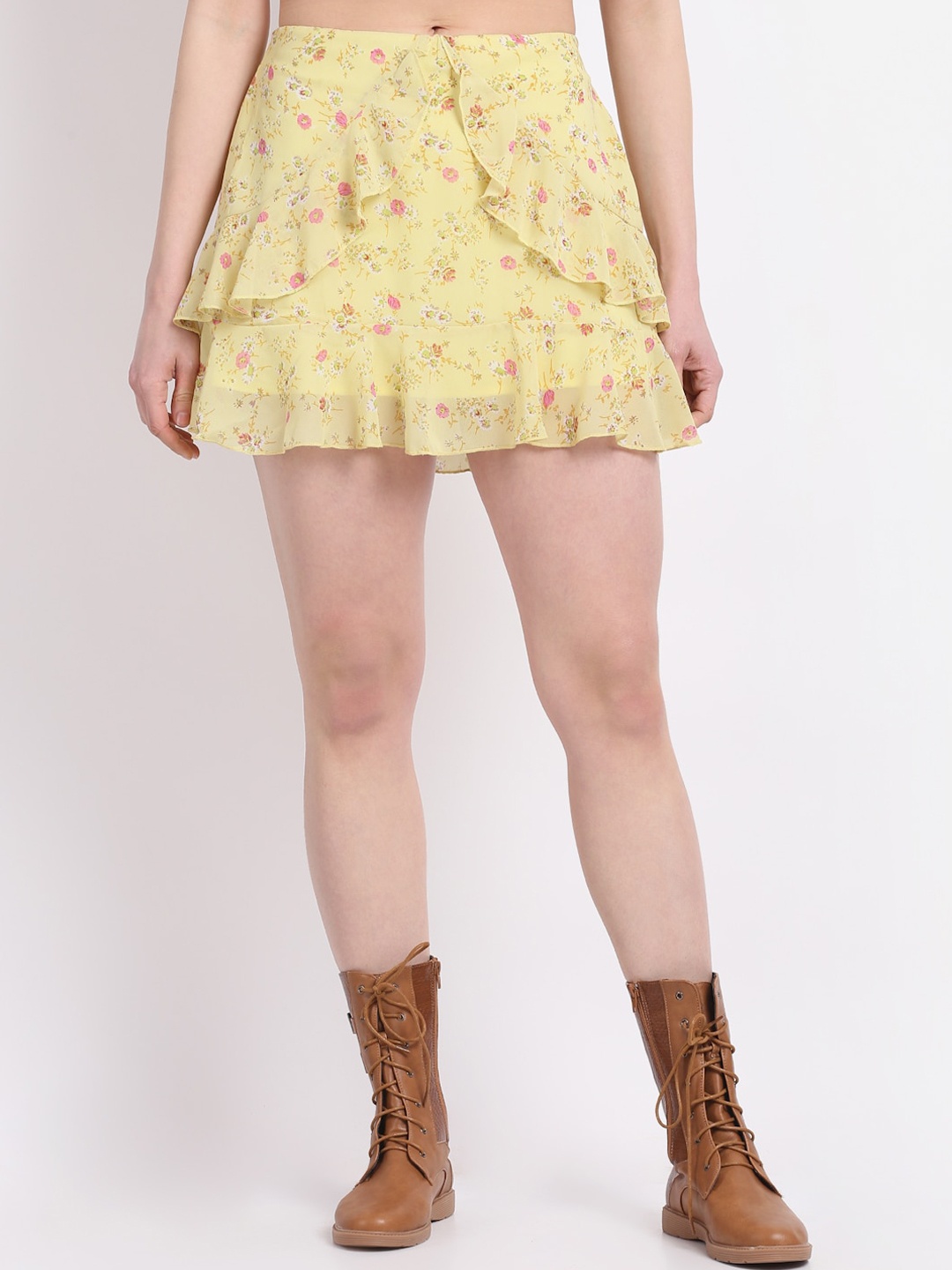 

La Zoire Women Yellow Floral Printed Mini Layered Skirt