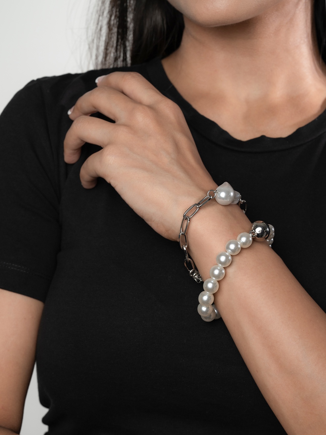 

WHITE LIES Women Set of 2 Silver-Toned & White Pearls Bracelets