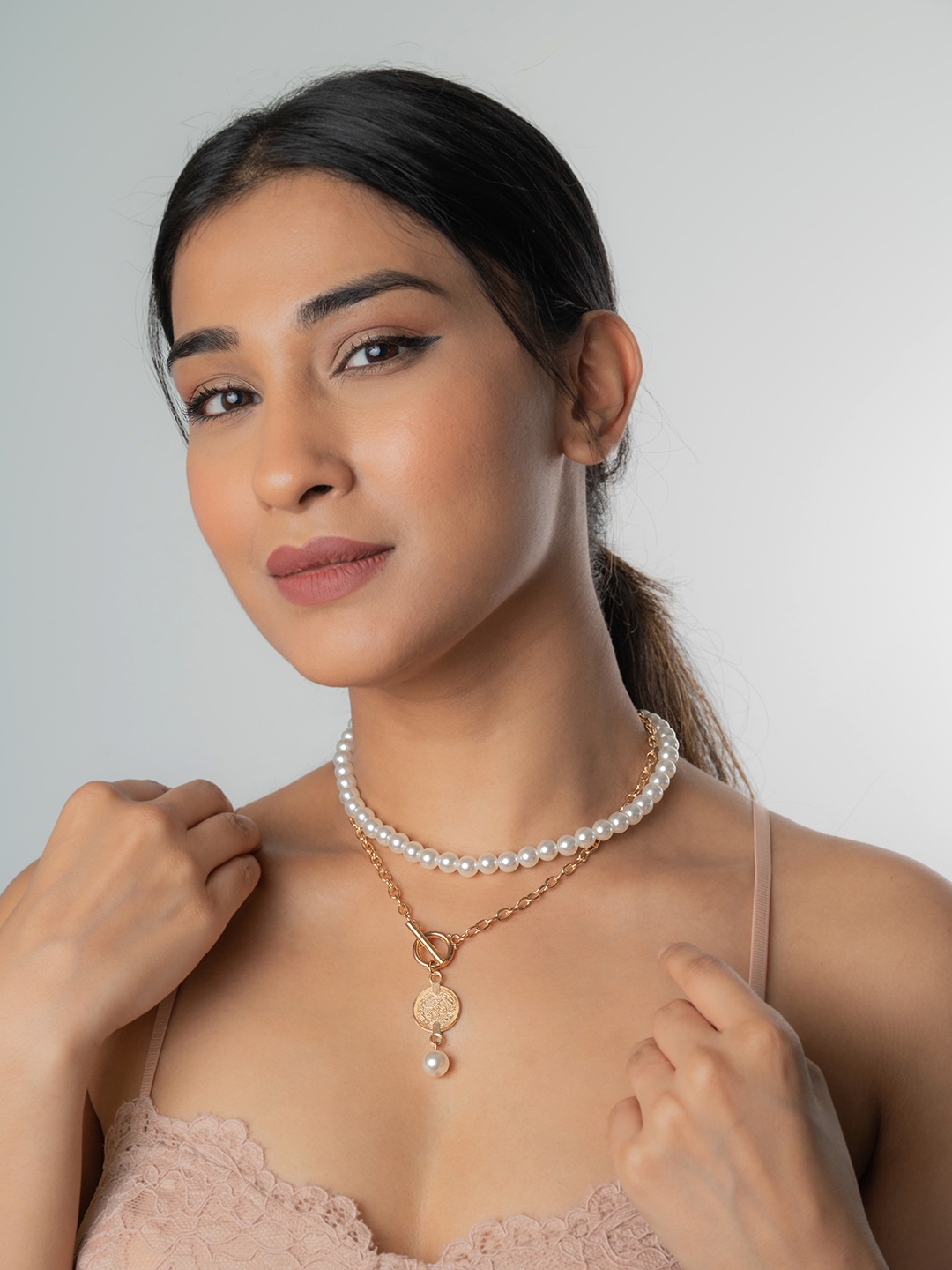 

WHITE LIES Gold-Toned & White Necklace