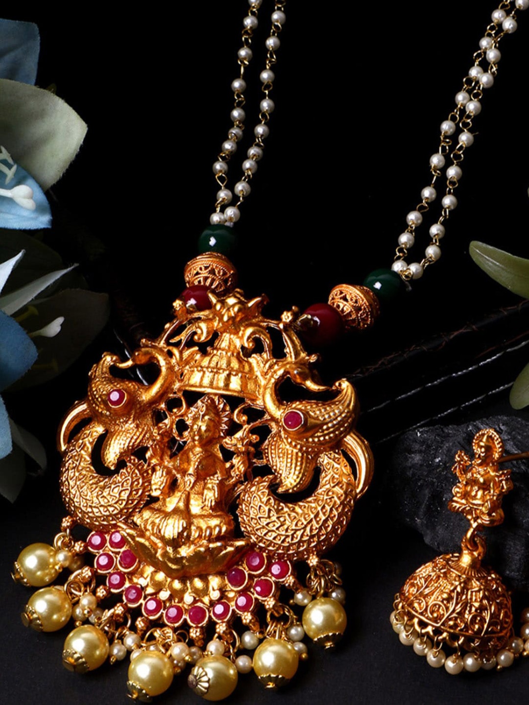 

ANIKAS CREATION Gold-Plated & Red Stone-Studded Jewellery Set