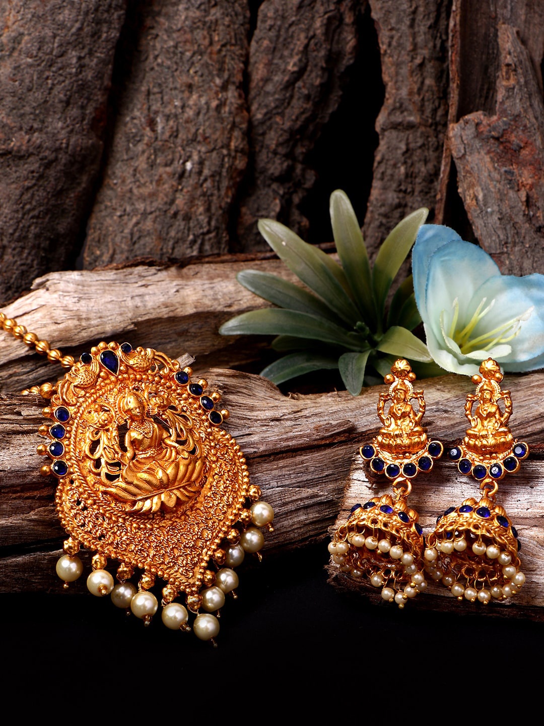 

ANIKAS CREATION Gold Plated Blue Stone-Studded & Beaded Temple Jewellery Set