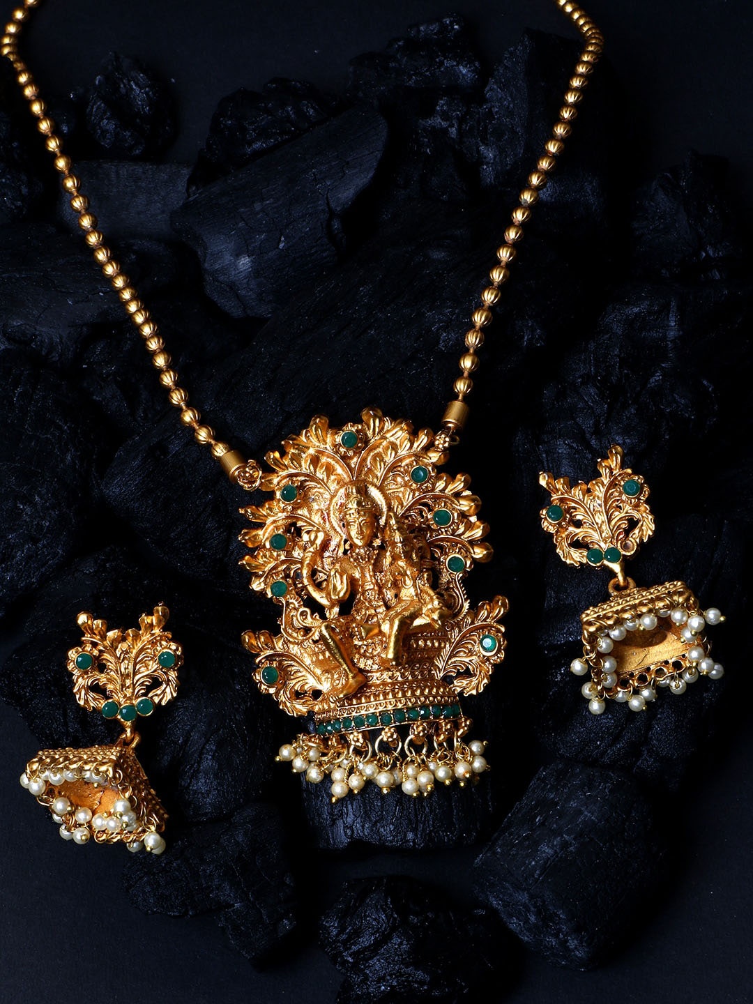 

ANIKAS CREATION Gold-Plated & Green Stone-Studded Jewellery Set