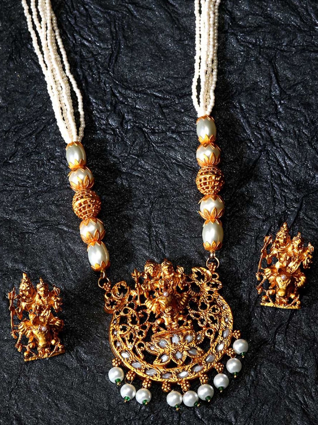 

ANIKAS CREATION Gold-Plated White Stone Studded & Pearl Temple Jewellery Set