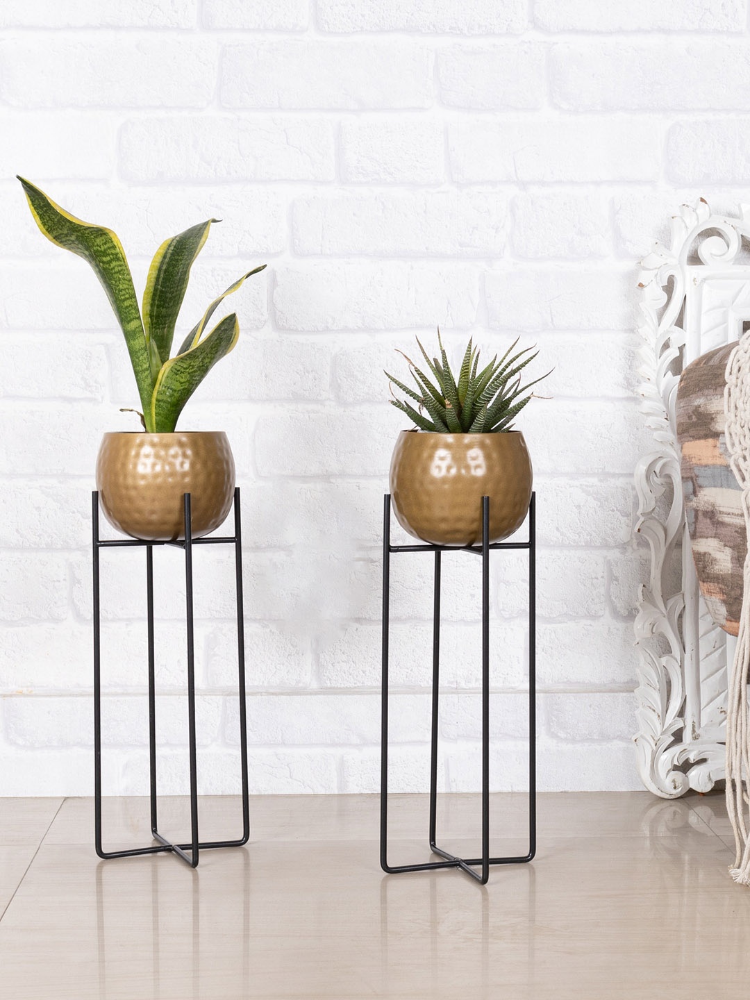 

Homesake Set Of 2 Gold-Plated Metal Hammered Plant Pot With Stand Planters