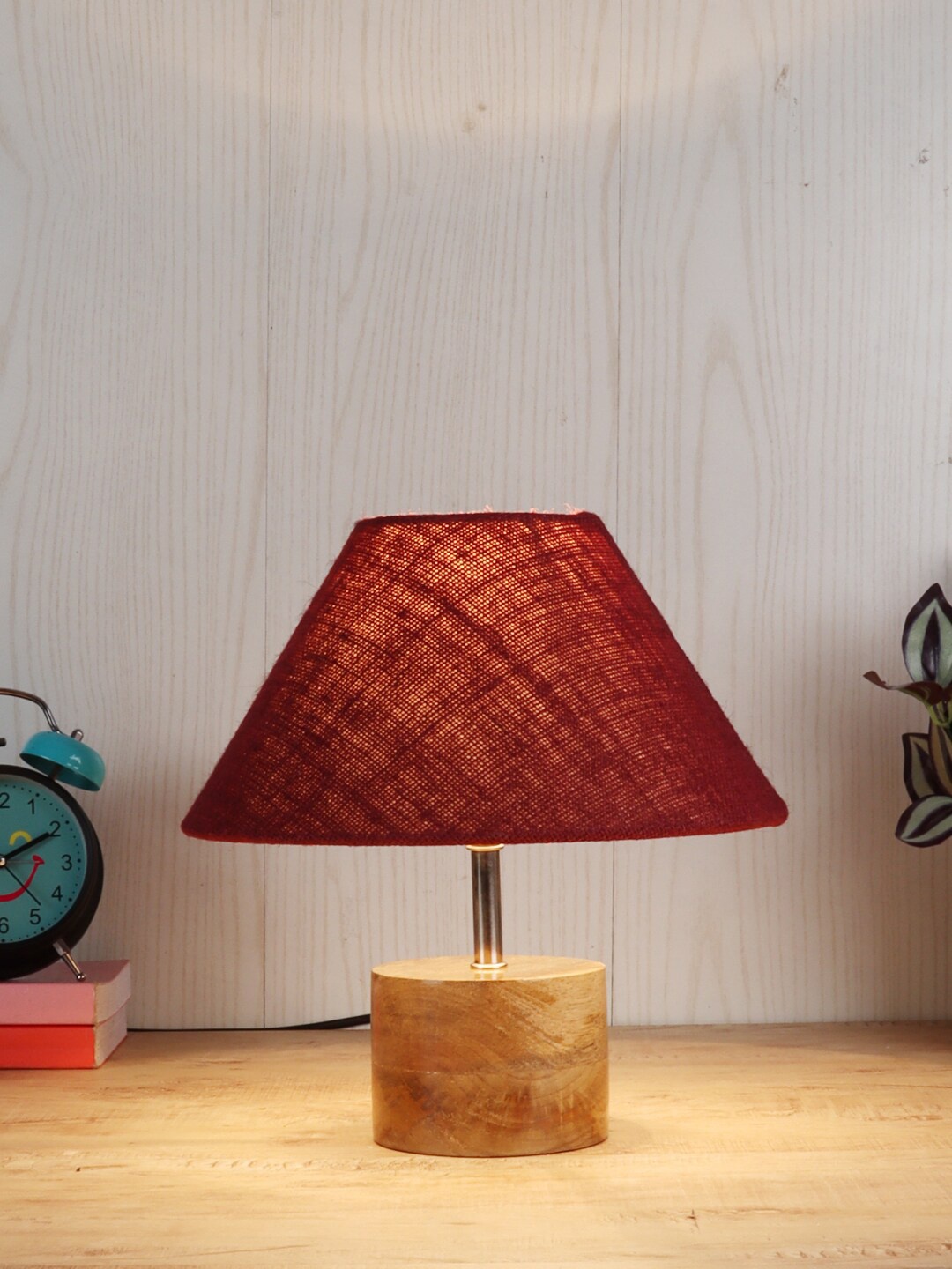 

Devansh Maroon Wood Table Lamp With Jute Shade