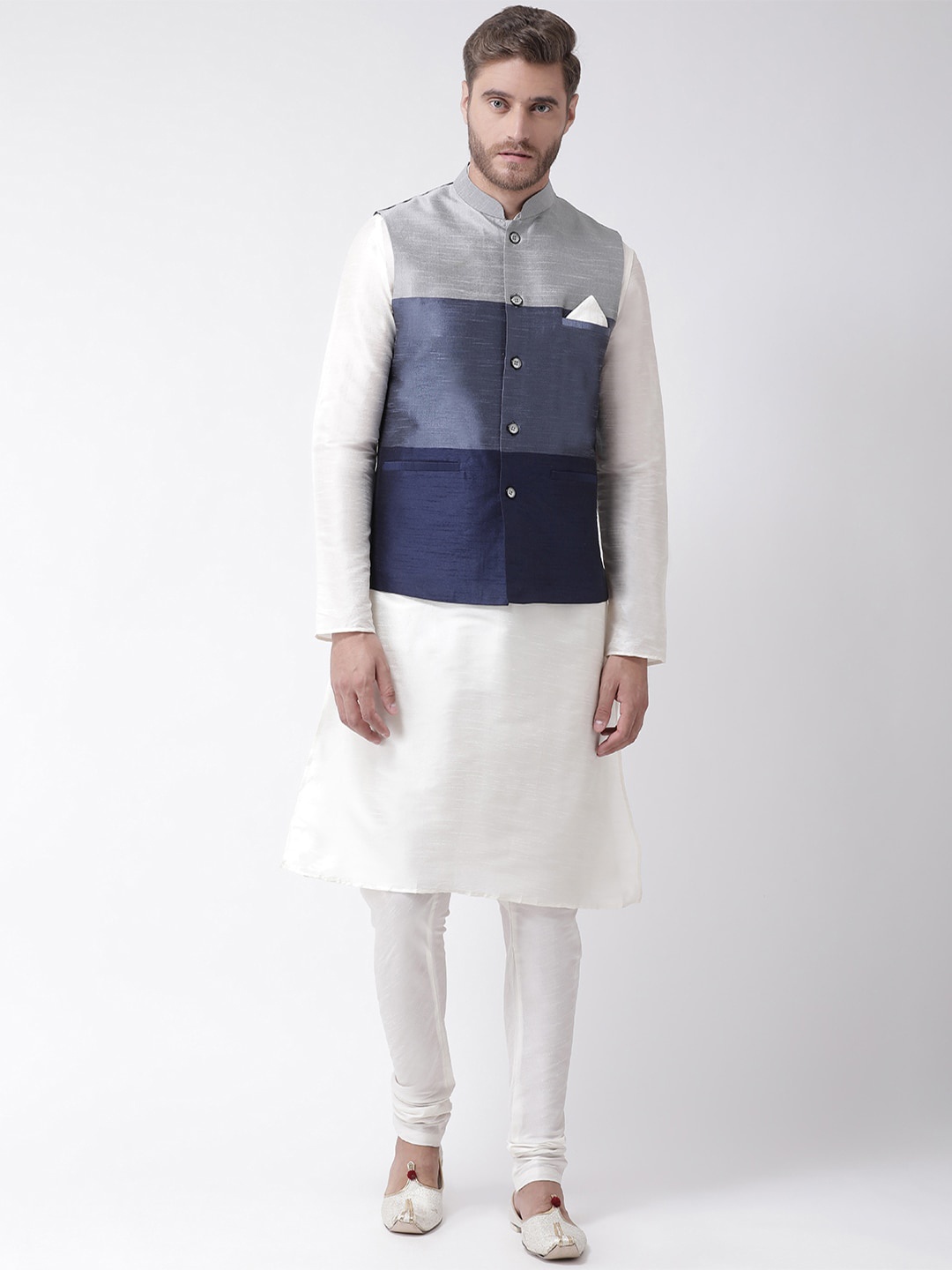 

DEYANN Men Grey Dupion Silk Kurta with Churidar