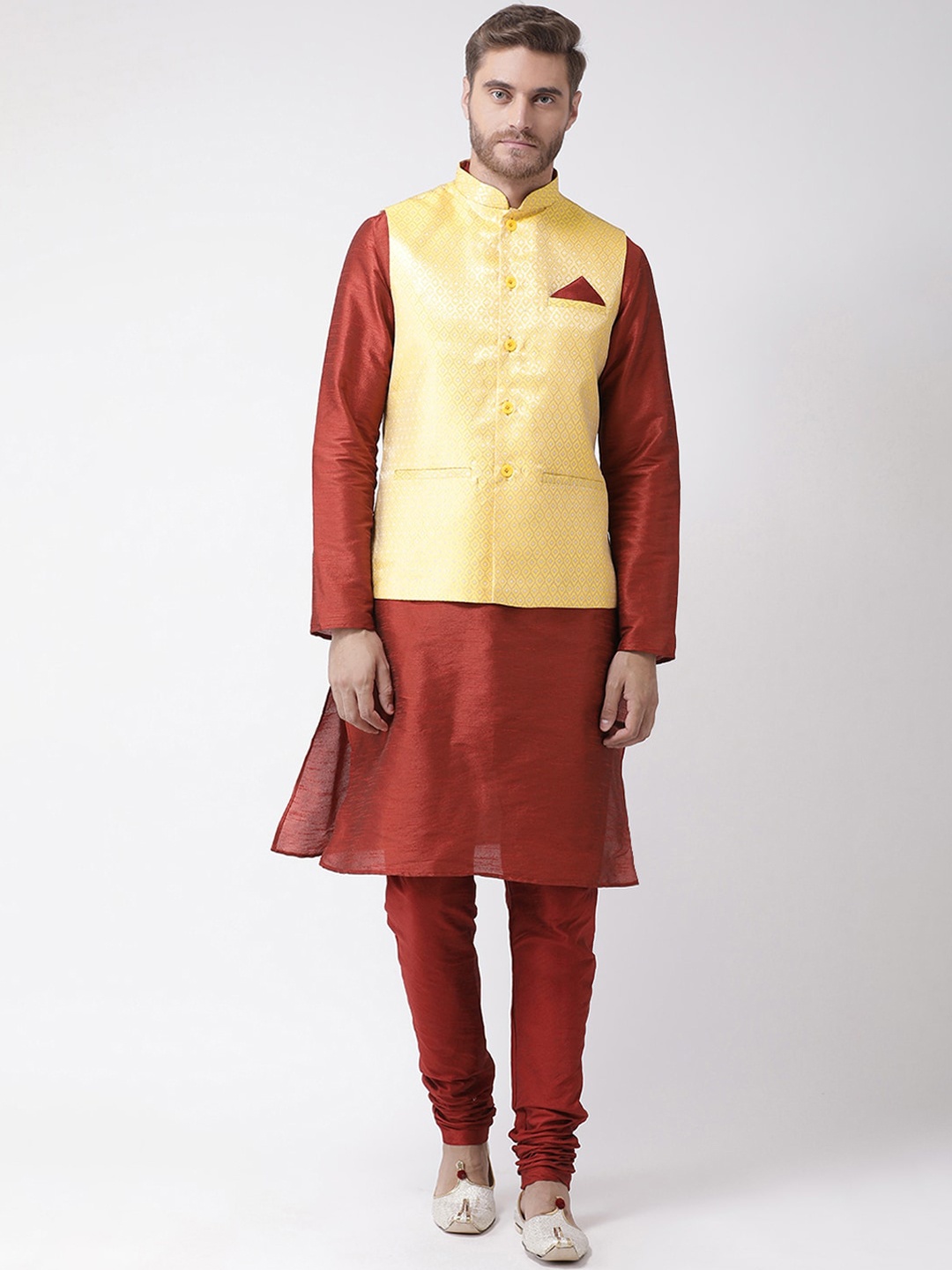 

DEYANN Men Yellow Layered Dupion Silk Kurta with Churidar