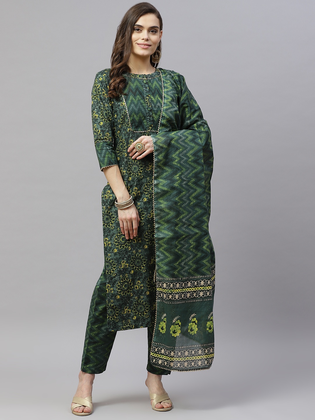 

Indibelle Women Green Floral Printed Gotta Patti Pure Cotton Kurta with Trousers & With Dupatta