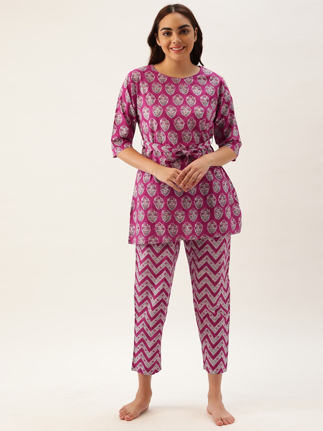 

Clt.s Women Red & Off White Pure Cotton Printed Pyjama Set