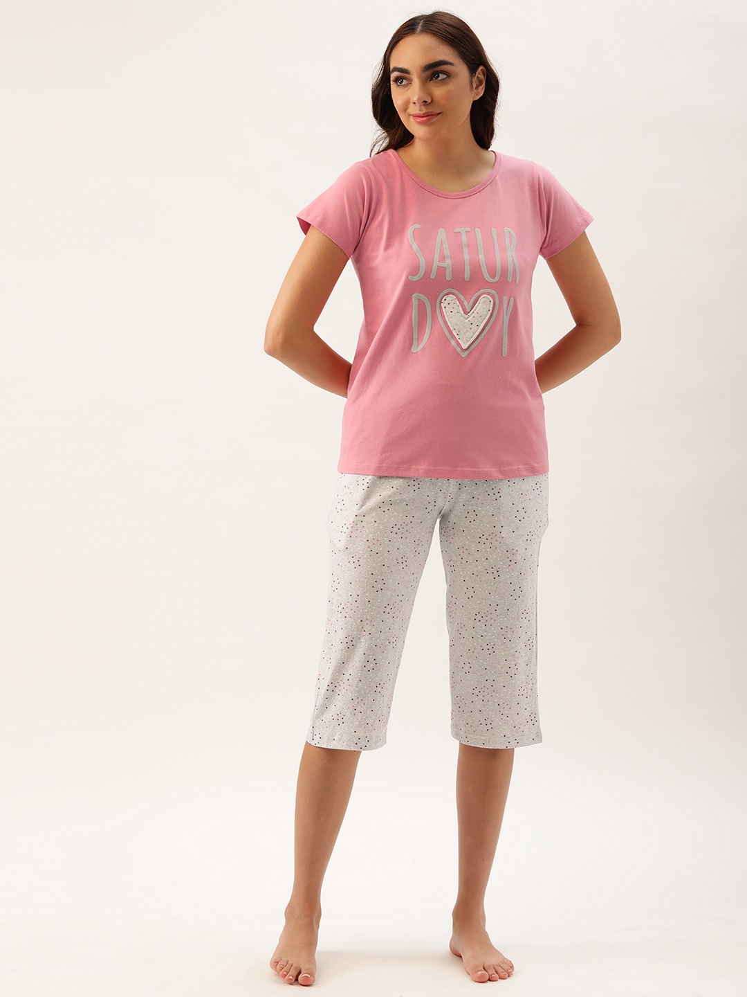 

Clt.s Women Dusty Pink & White Typography Printed Pure Cotton Capri Set, Rose