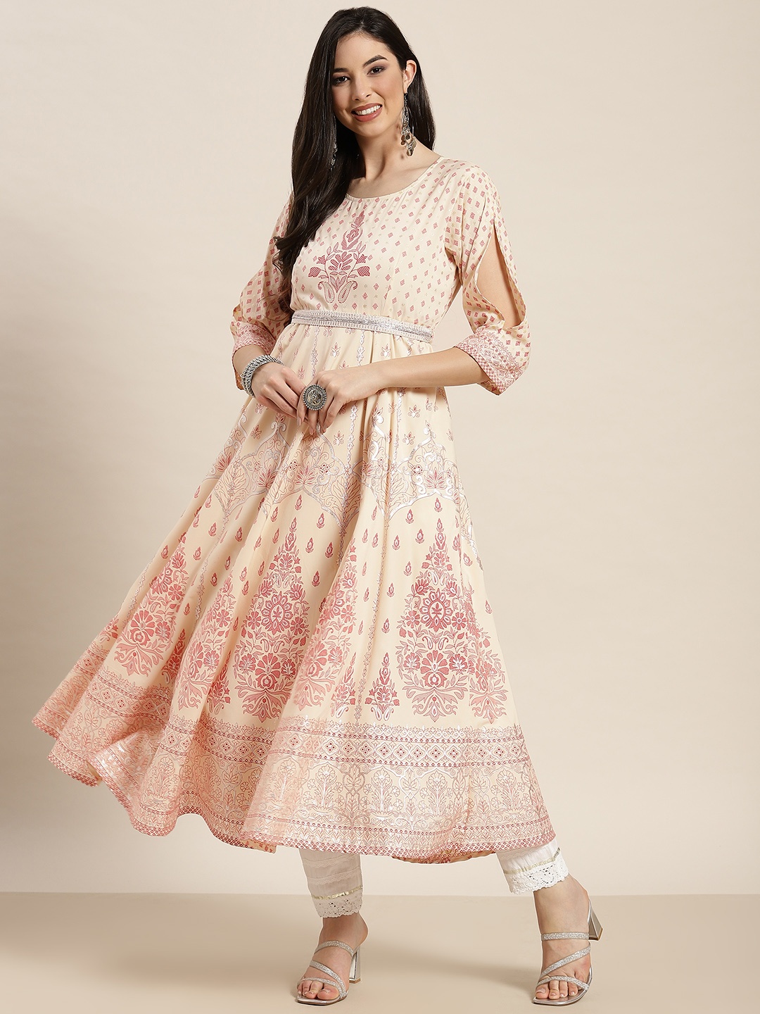 

Juniper Women Off White & Maroon Ethnic Motifs Printed Anarkali Kurta