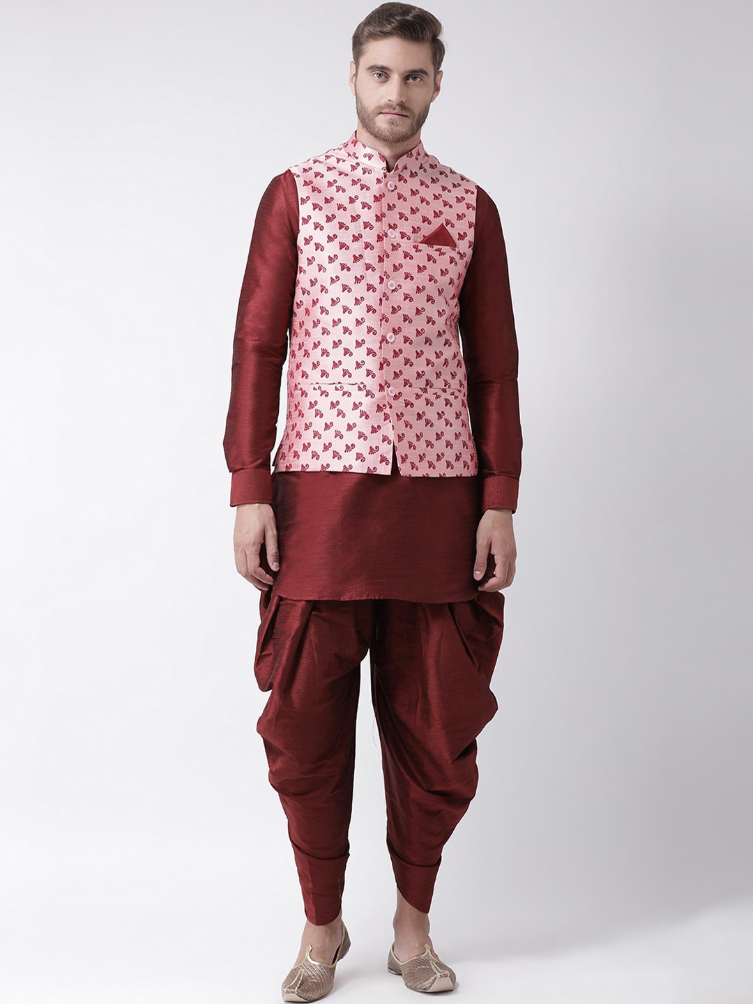 

DEYANN Men Peach-Coloured Layered Dupion Silk Kurta with Patiala