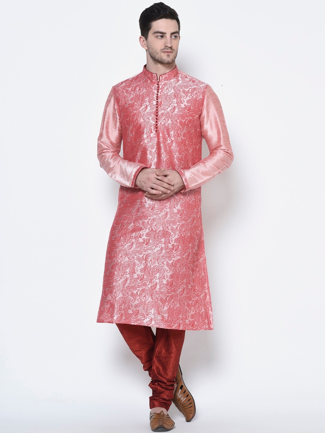

DEYANN Men Peach-Coloured Ethnic Motifs Dupion Silk Kurta with Pyjamas