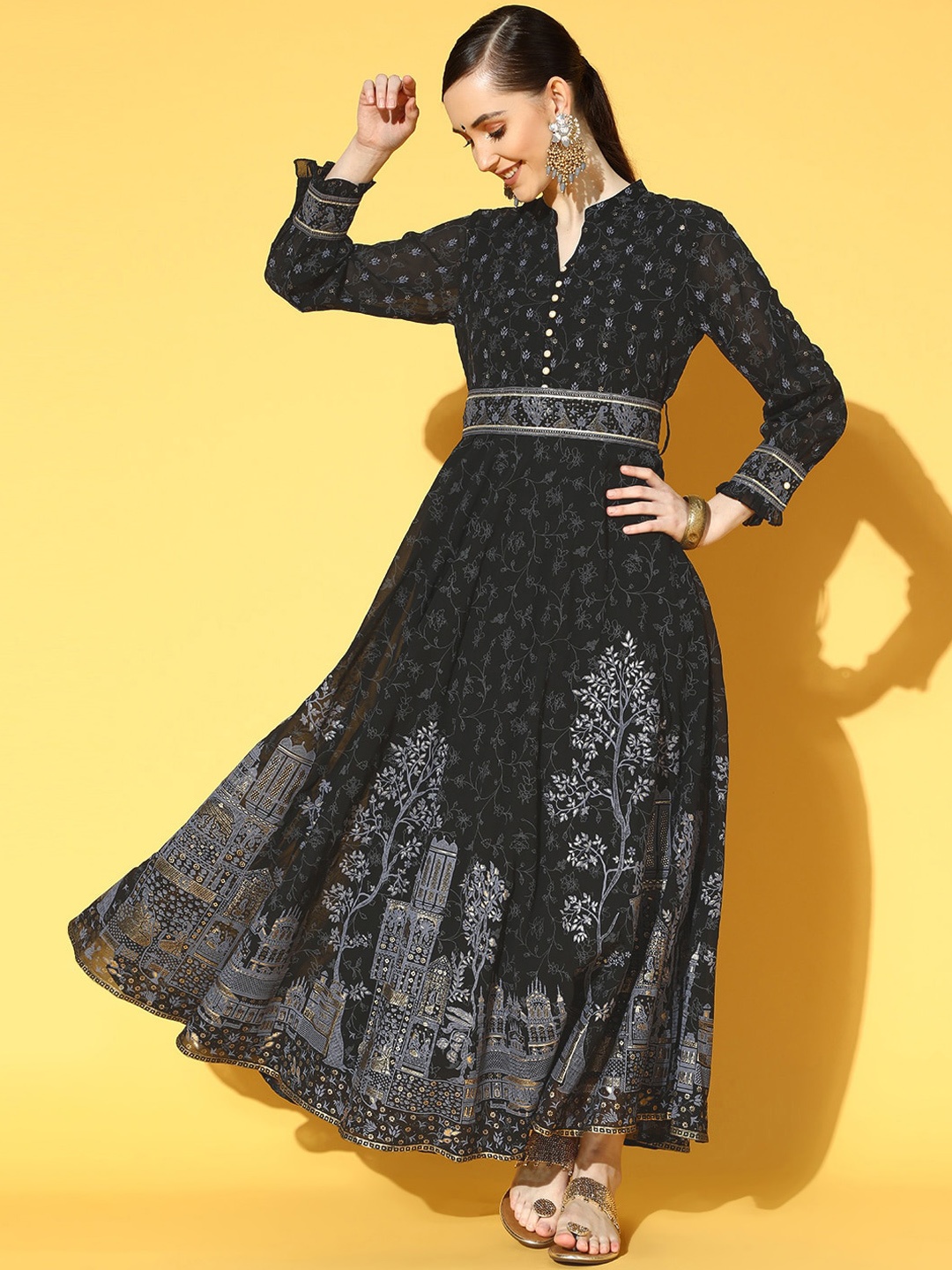 

Juniper Women Black & White Floral Printed Georgette Anarkali Kurta