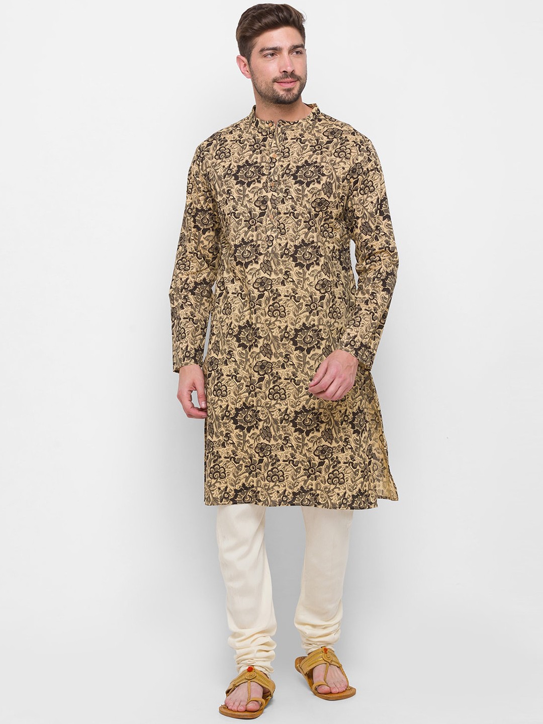 

Globus Men Brown Ethnic Motifs Printed Pure Cotton Kurta