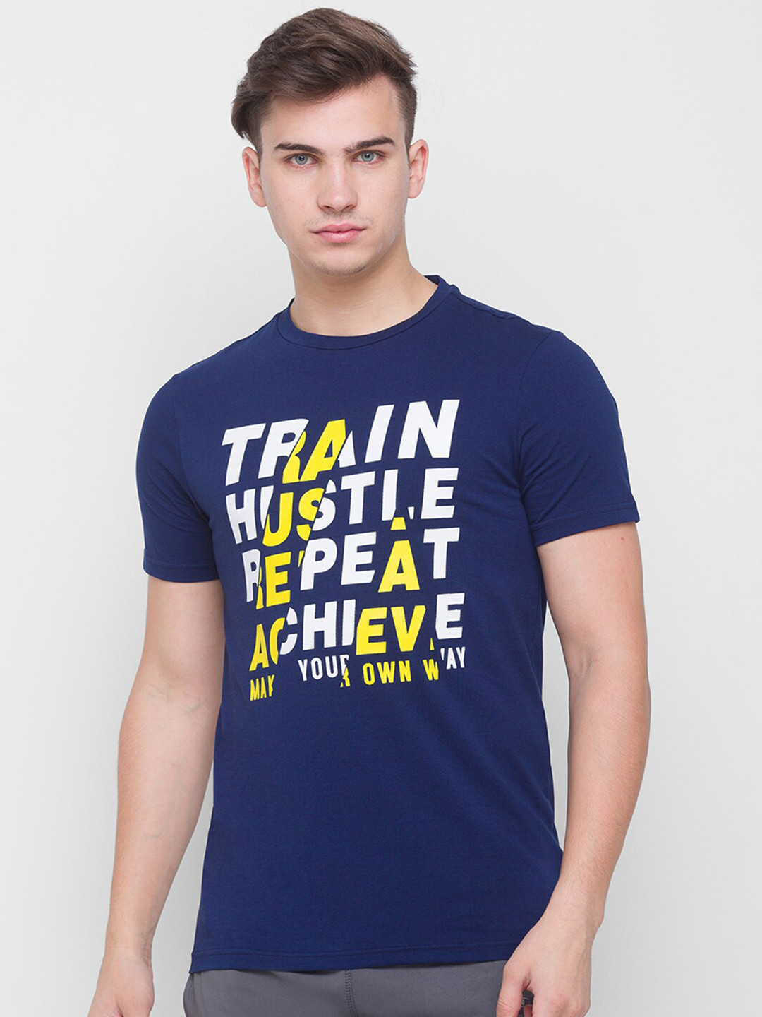 

Globus Men Navy Blue Typography Printed Applique Slim Fit Running T-shirt
