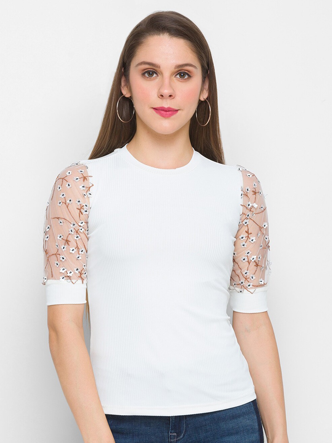 

Globus White Floral Top