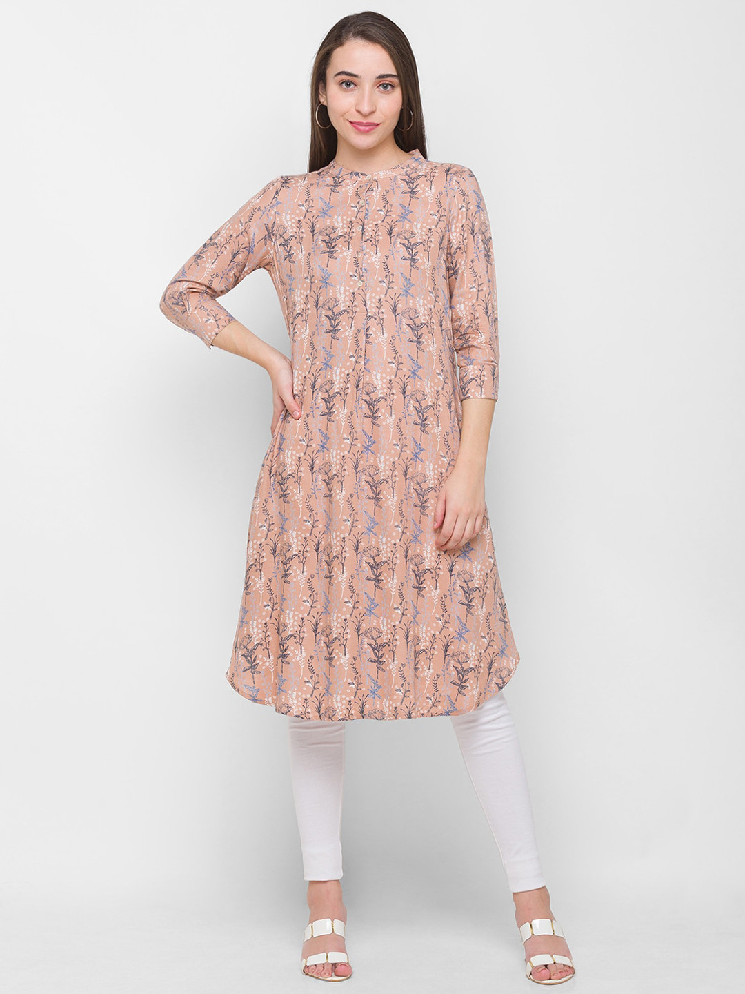 

Globus Women Pink Floral Printed Extended Sleeves Floral Kurta