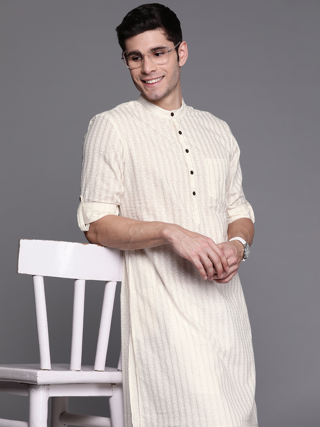 

Indo Era Men White Striped Pure Cotton Kurta