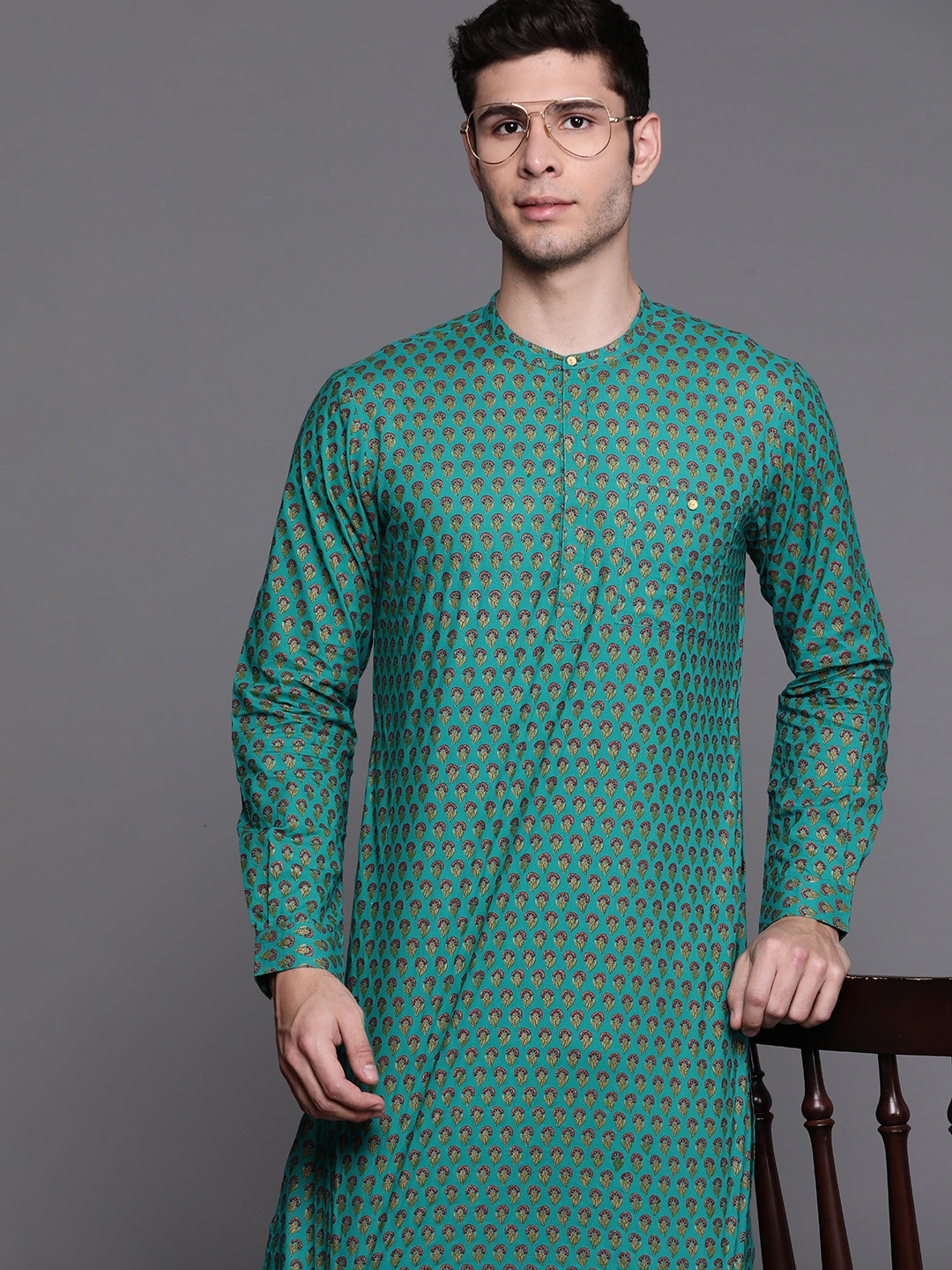 

Indo Era Men Green Ethnic Motifs Printed Pure Cotton Kurta