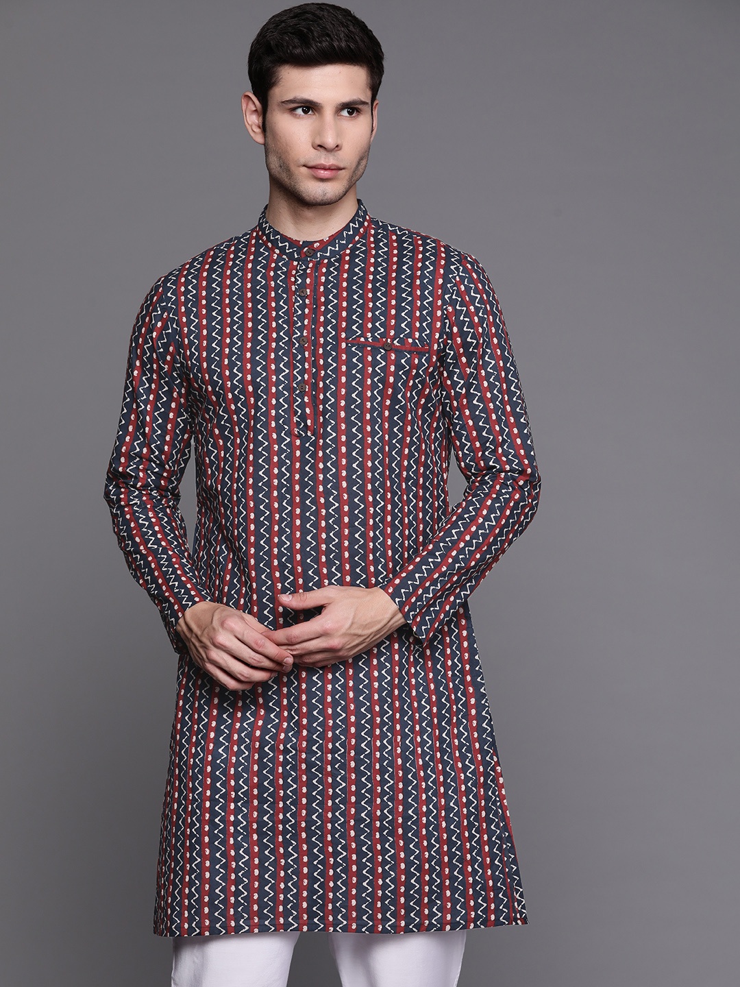 

Indo Era Men Navy Blue & Maroon Ethnic Motifs Printed Pure Cotton Kurta