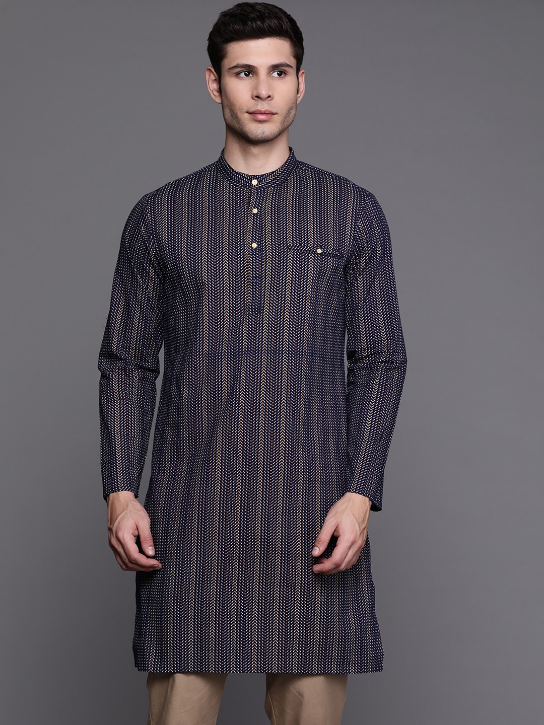 

Indo Era Men Navy Blue Geometric Printed Pure Cotton Kurta
