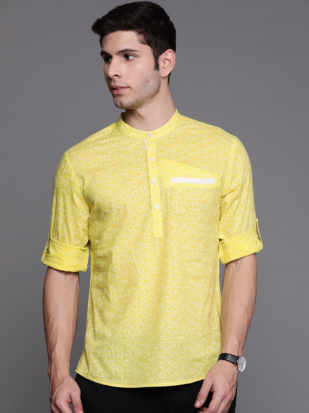 

Indo Era Men Yellow Geometric Printed Pure Cotton Kurta