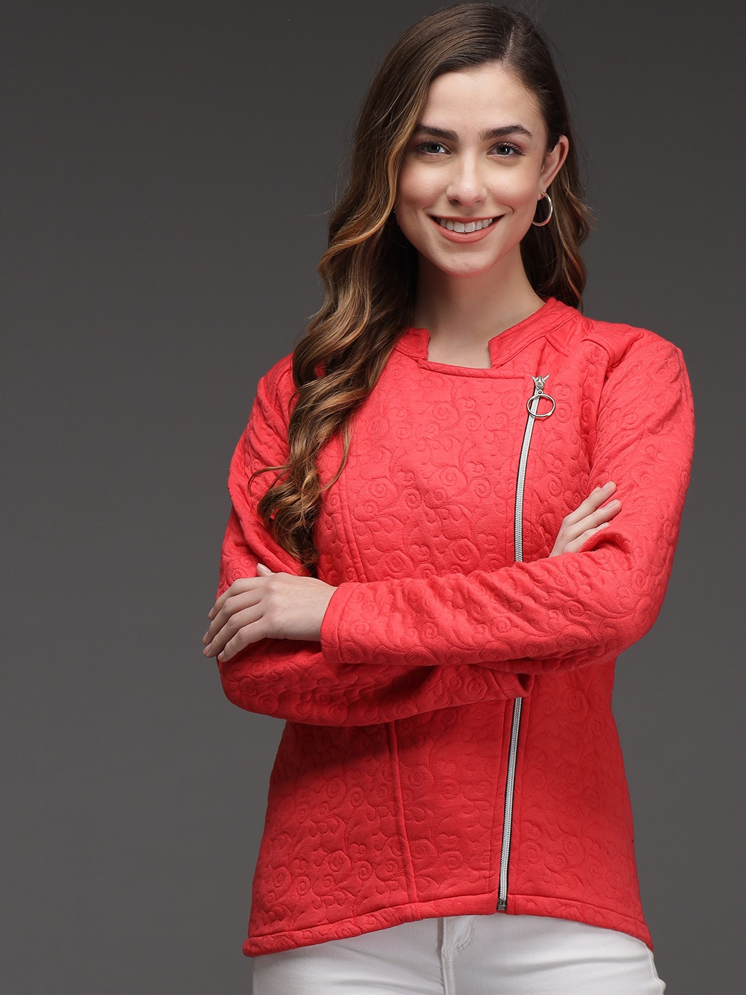 

Darzi Women Pink Floral Tailored Jacket