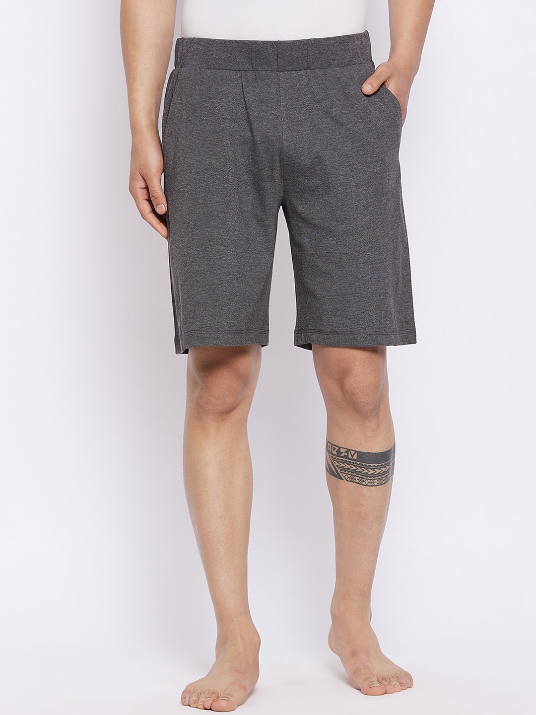 

Hypernation Men Charcoal Grey Loose Fit Yoga Cotton Sports Shorts