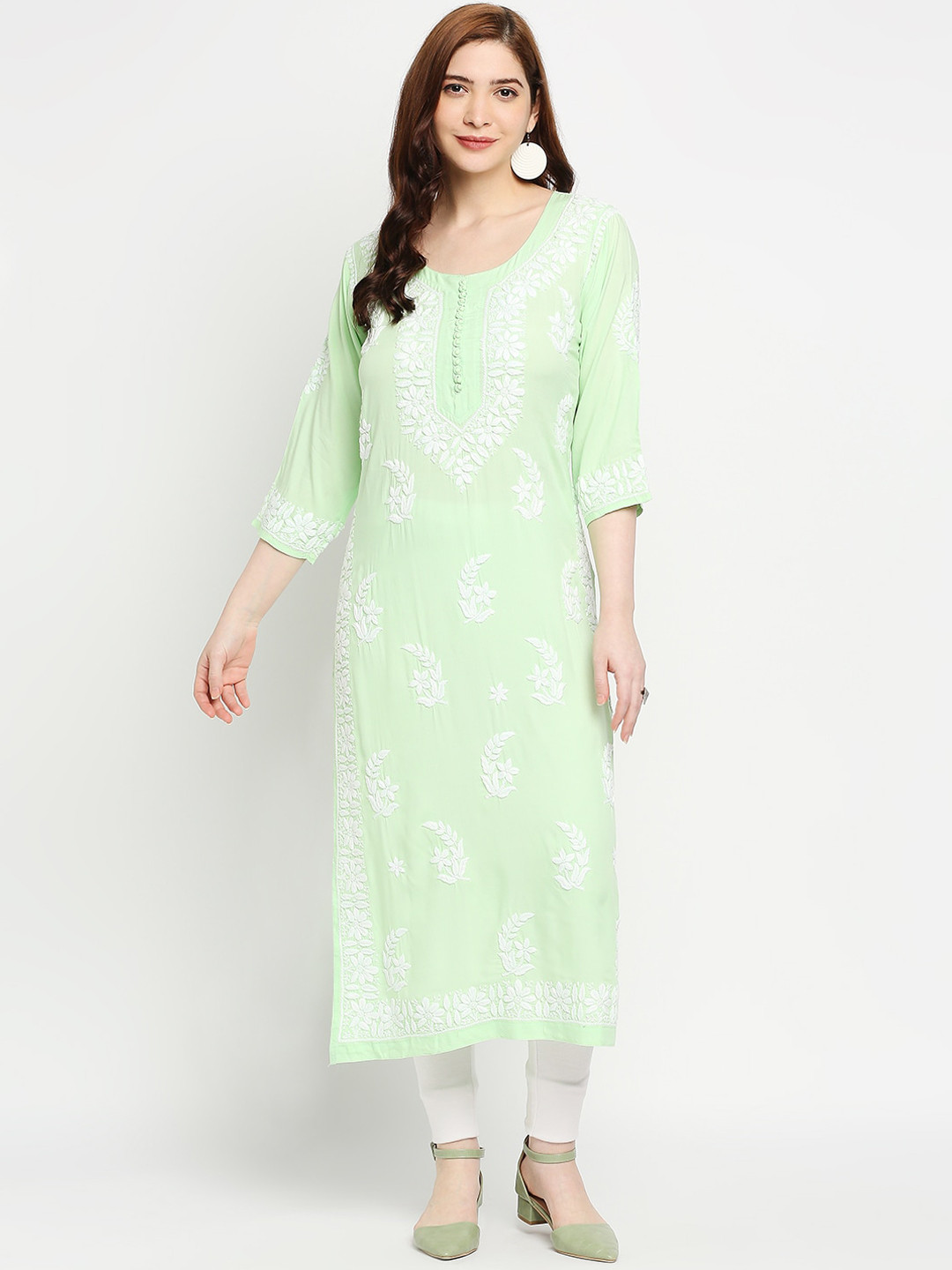 

Indiankala4u Women Green & White Floral Embroidered Chikankari Kurta