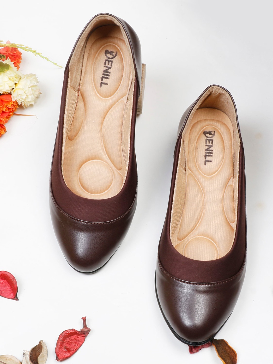 

Denill Women Brown Ballerinas with Bows Flats