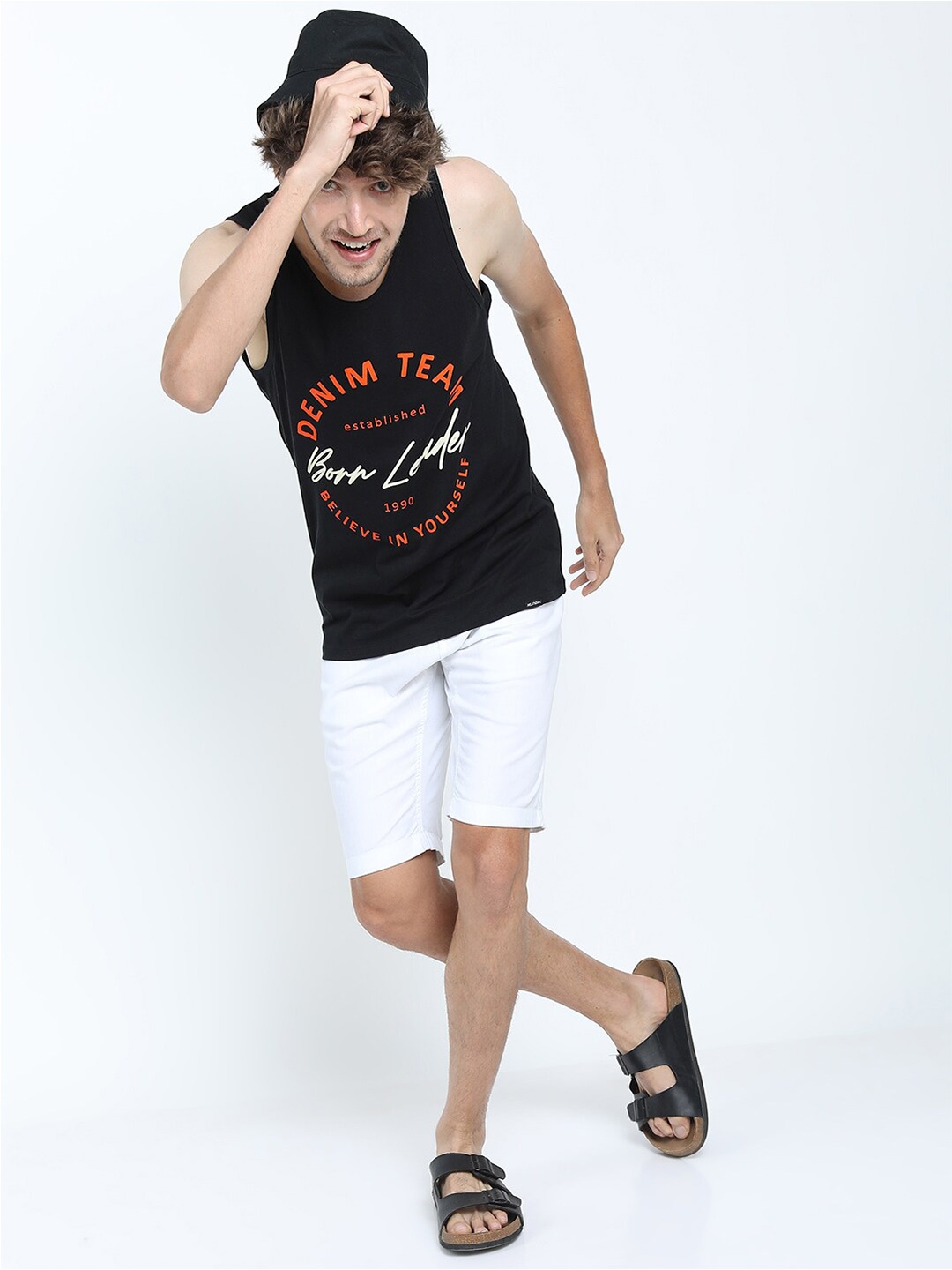 

HIGHLANDER Men Black Varsity Printed Slim Fit T-shirt