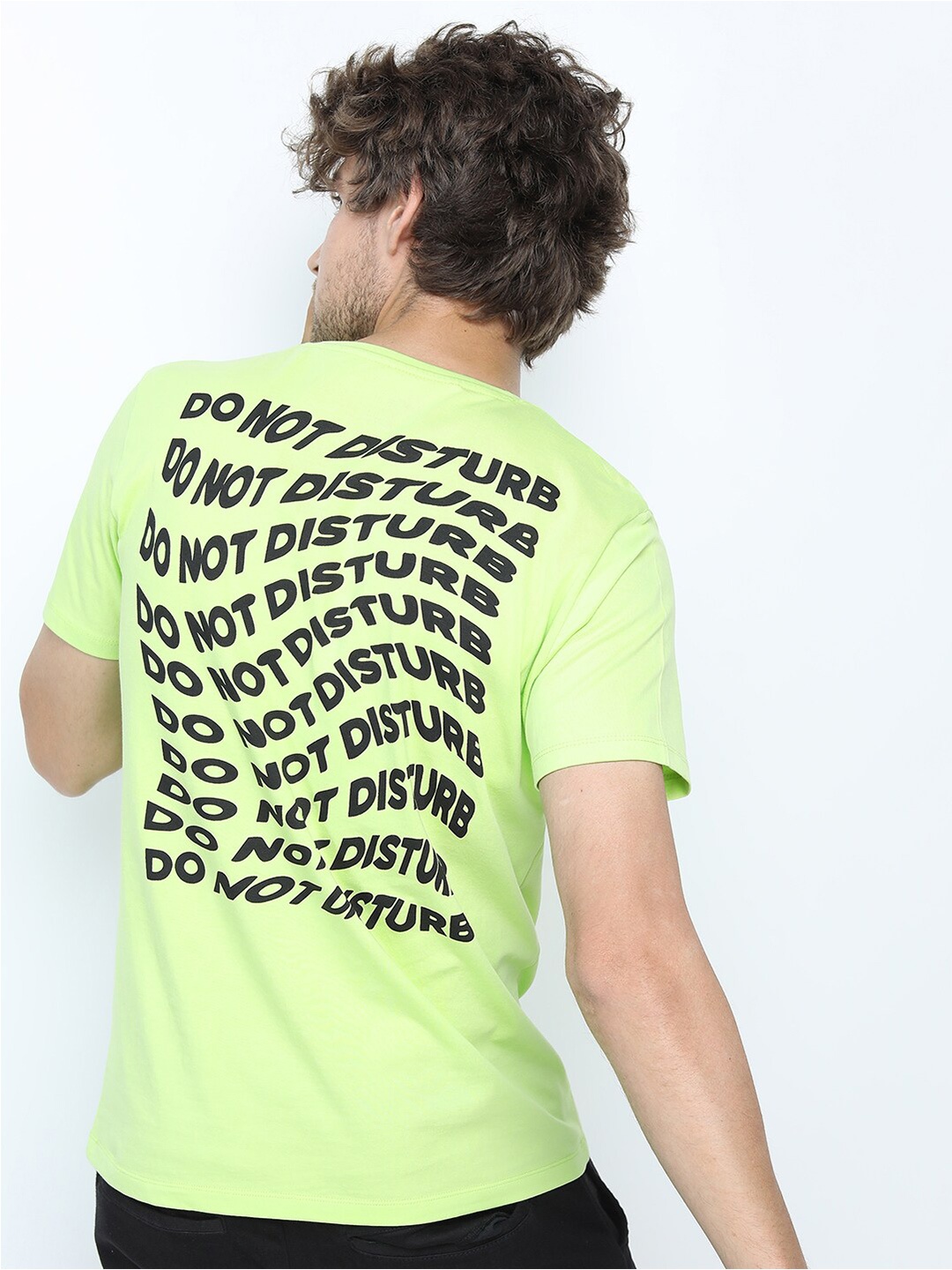 

HIGHLANDER Men Lime Green Typography Printed Slim Fit Cotton T-shirt