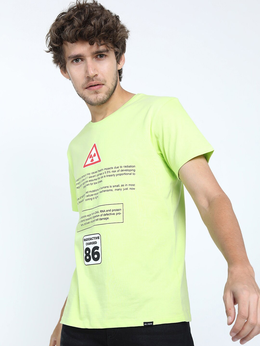 

HIGHLANDER Men Green Typography Printed Round Neck Applique Slim Fit T-shirt