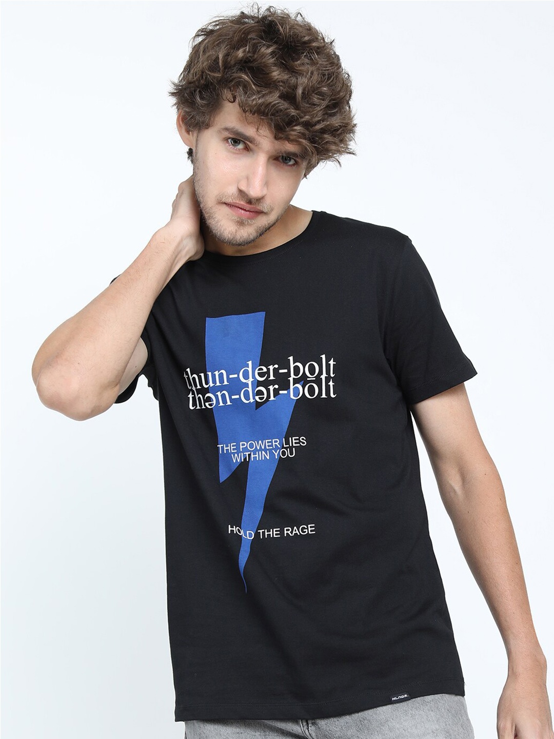 

HIGHLANDER Men Black Typography Printed Slim Fit T-shirt