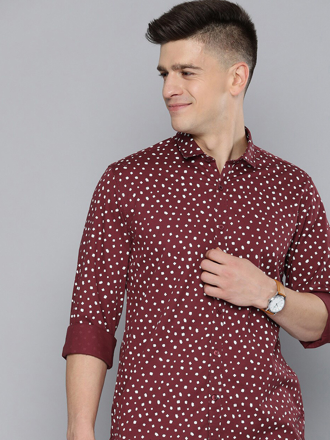 

Mast & Harbour Men Maroon Slim Fit Floral Printed Casual Shirt