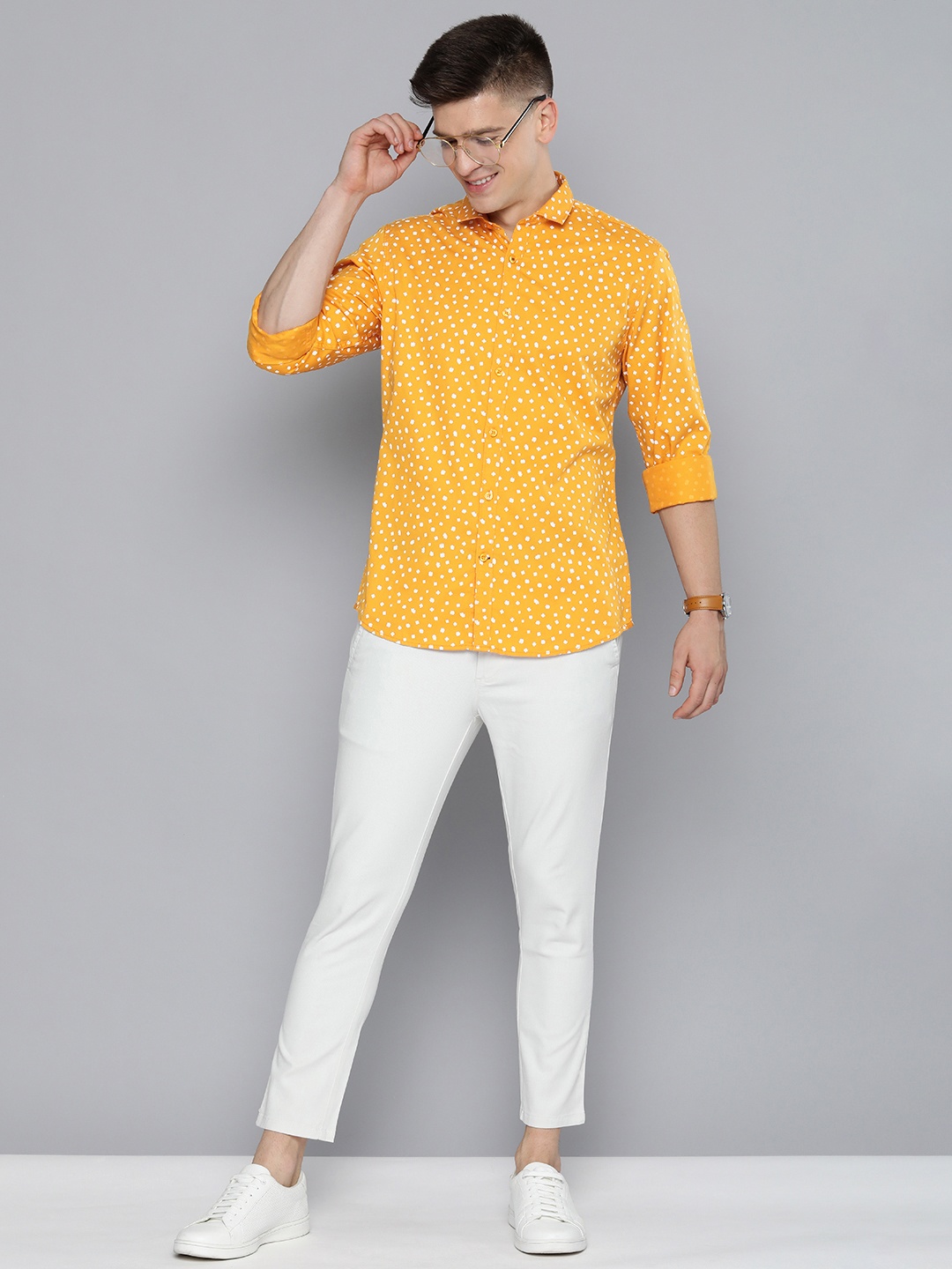 

Mast & Harbour Men Yellow Slim Fit Floral Printed Casual Shirt