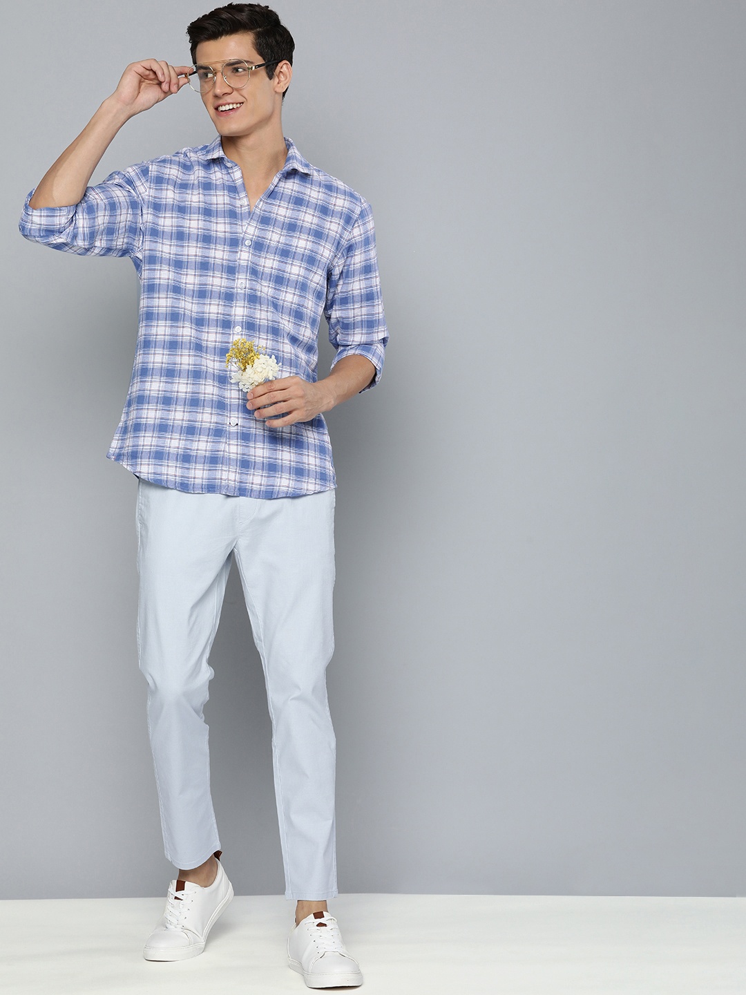 

Mast & Harbour Men Blue & White Slim Fit Checked Casual Cotton Linen Shirt