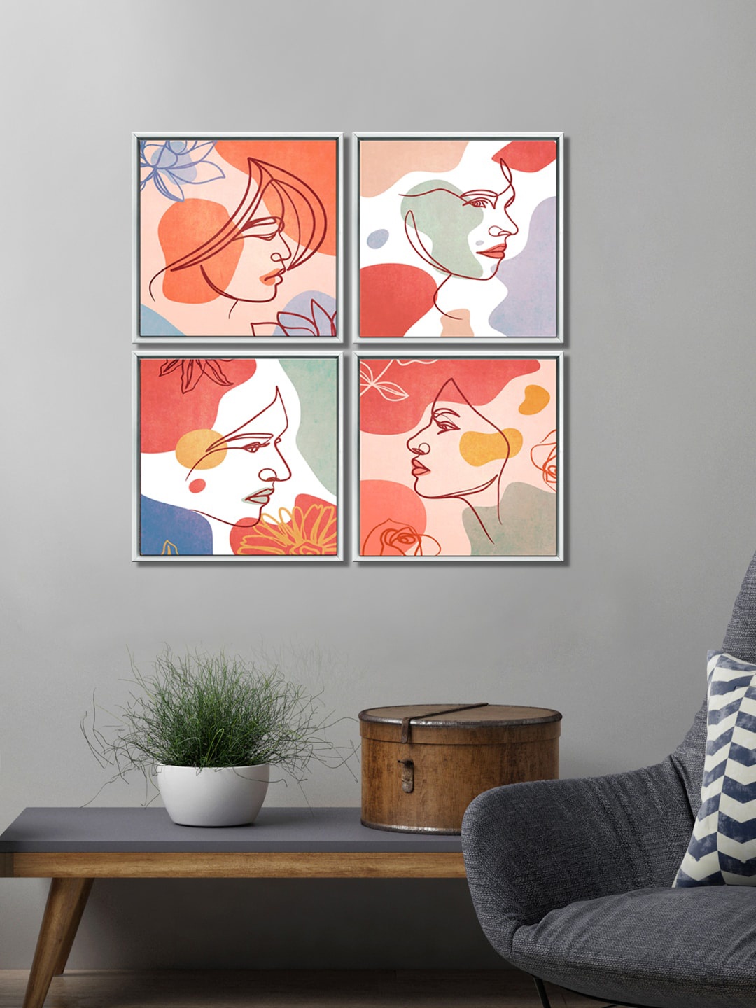 

999Store Pink & Red Lady Differen Faces Printed Canvas Wall Painting Set Of 4