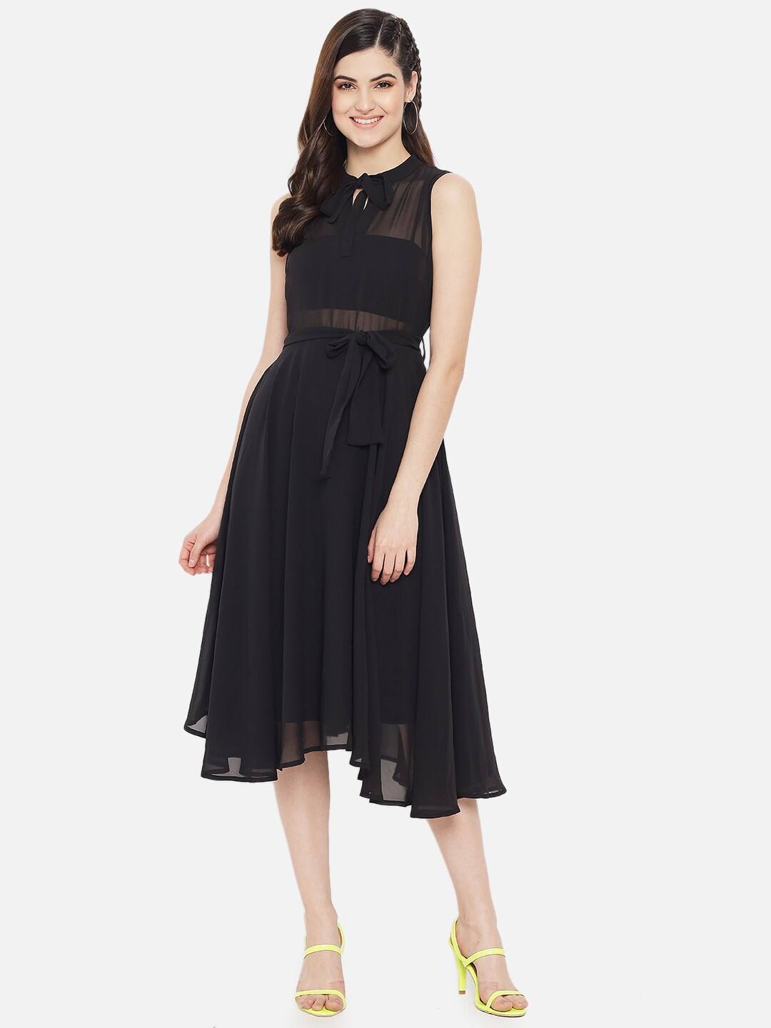 

Yaadleen Black Tie-Up Neck Crepe Midi Dress