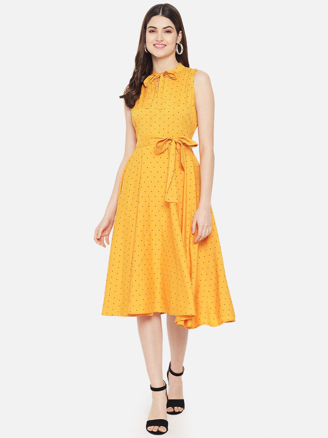 

Yaadleen Women Yellow Tie-Up Neck Midi Dress