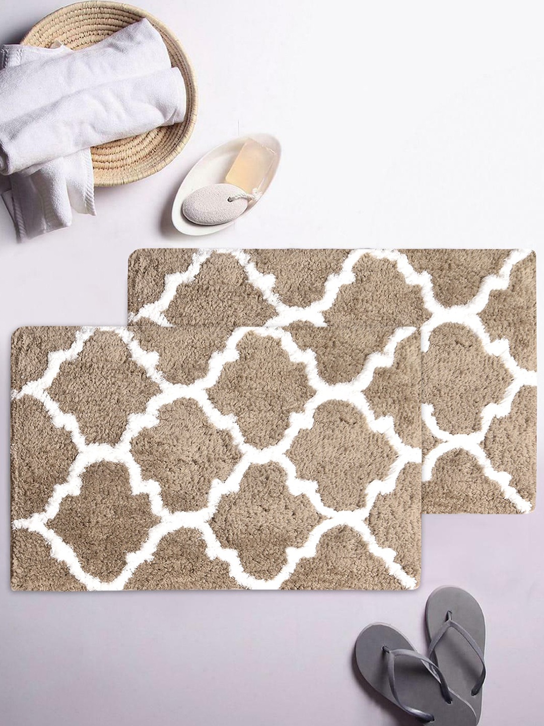 

AEROHAVEN Set Of 2 Printed 1850 GSM Bath Rugs, Coffee brown