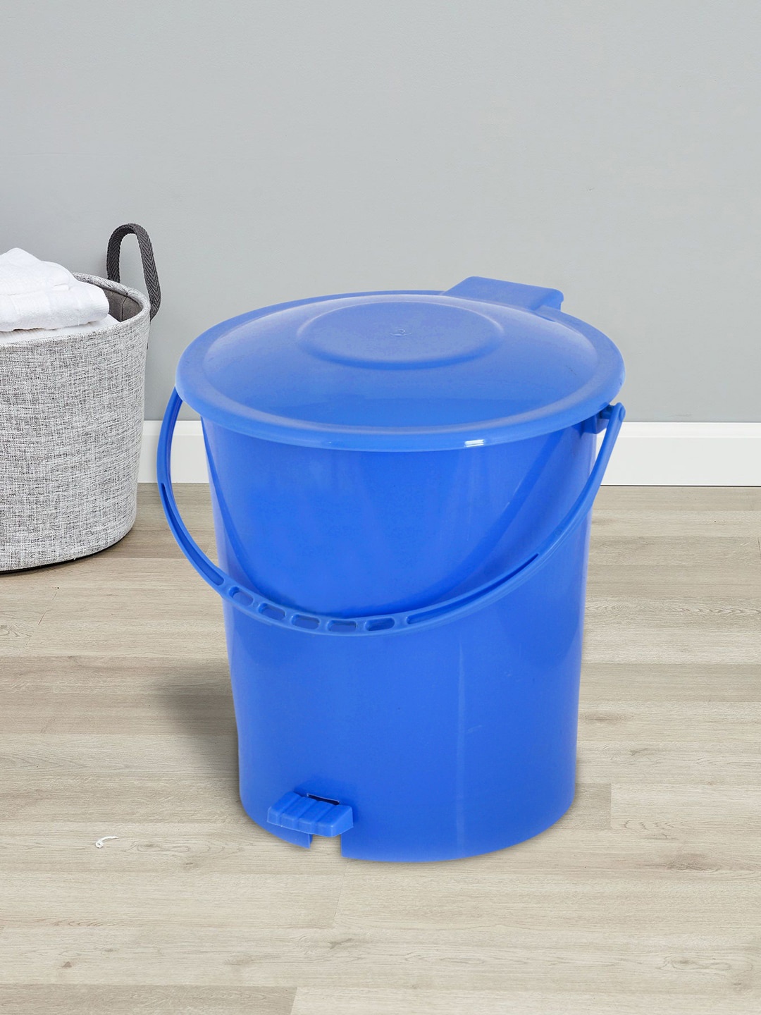 

Kuber Industries Set Of 2 Sky Blue & Blue Plastic Pedal Dustbin With Handle