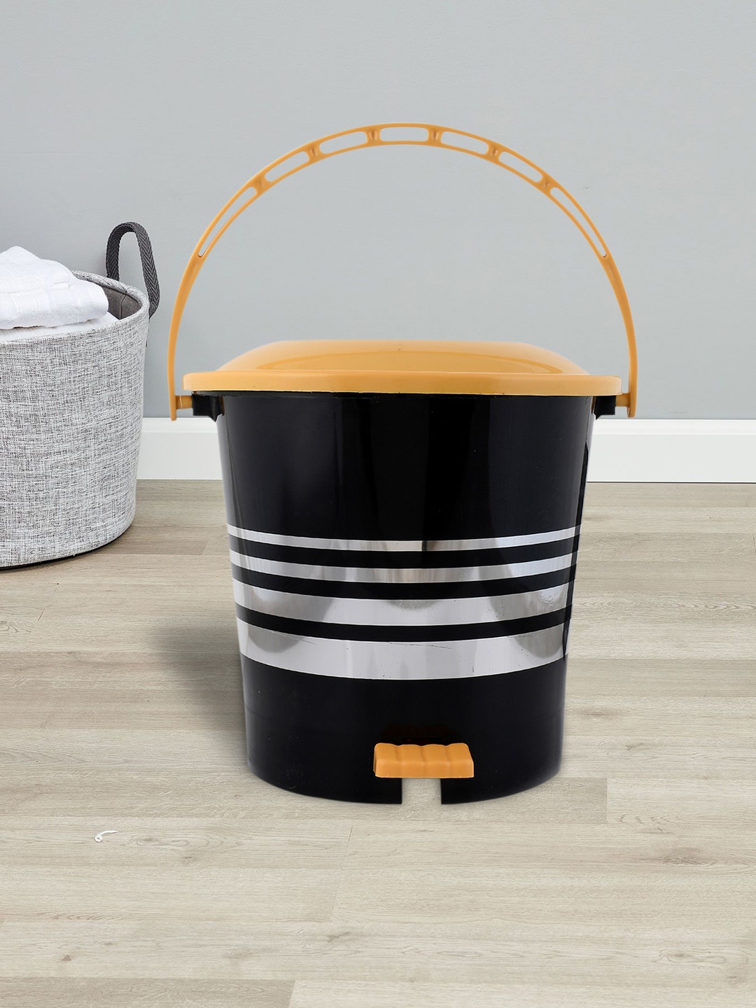 

Kuber Industries Black & Yellow Striped Dustbin