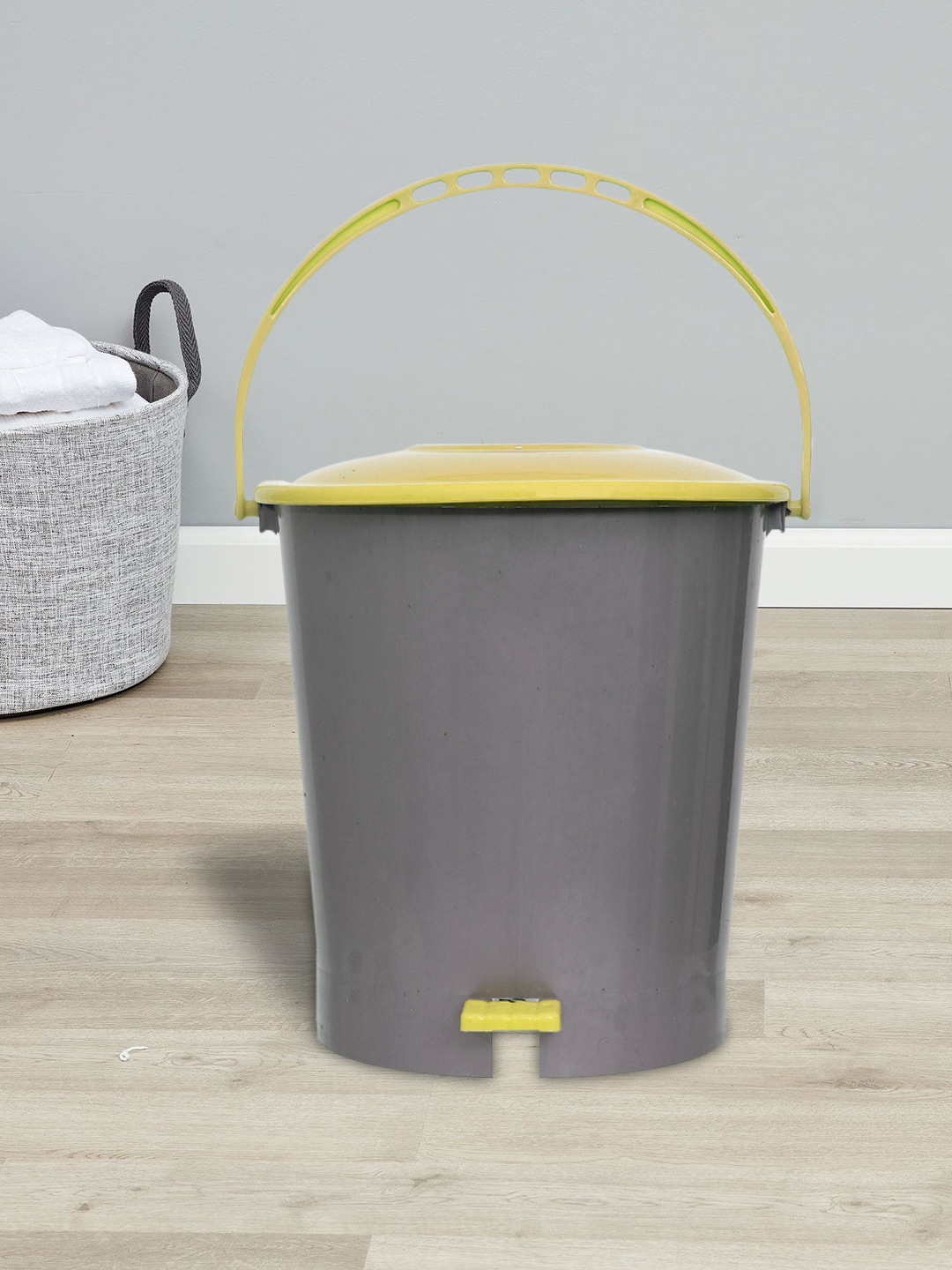 

Kuber Industries Set Of 2 Grey & Green Pedal Dustbin With Handle