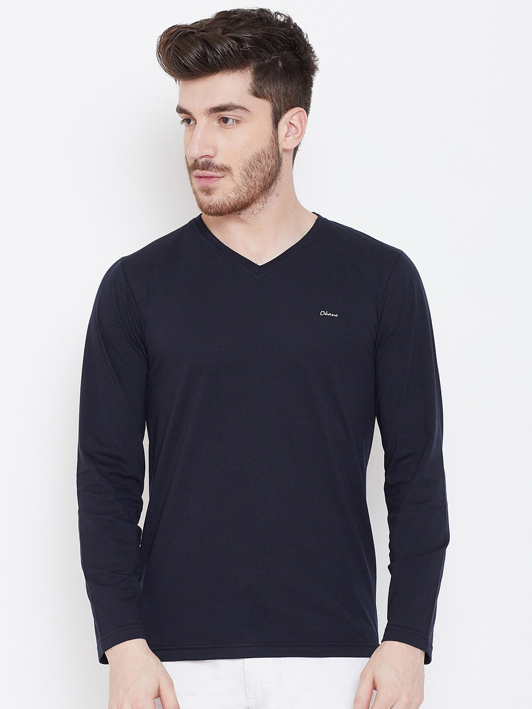 

Okane Men Navy Blue V-Neck T-shirt