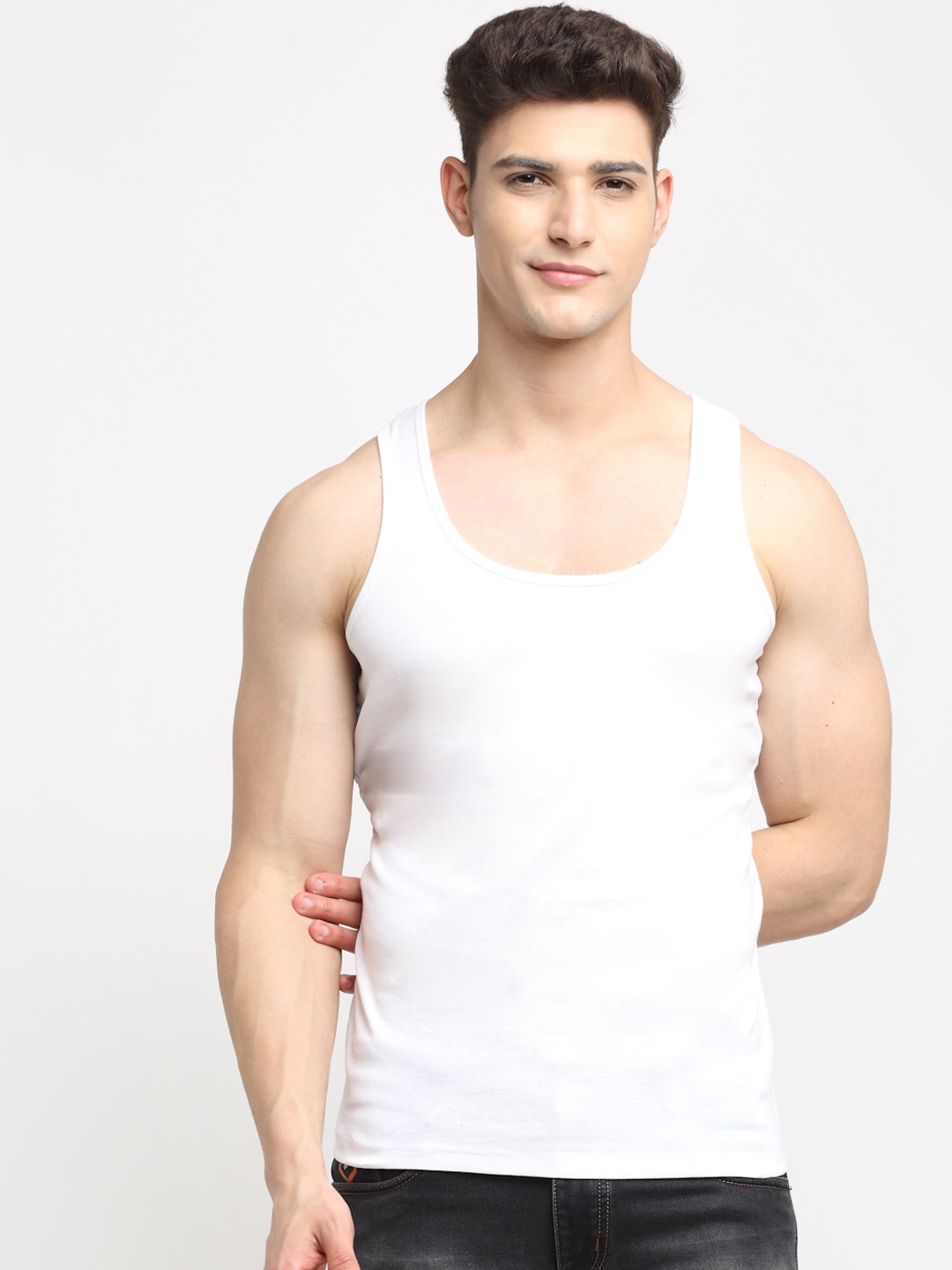 

Friskers Men White Solid Pure Cotton Tank Innerwear Vest